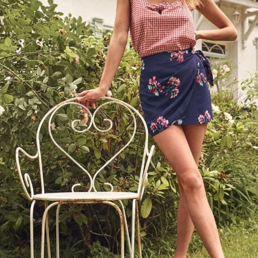 Sezane Pacome skirt in Navy Bouquet print, size 38/6